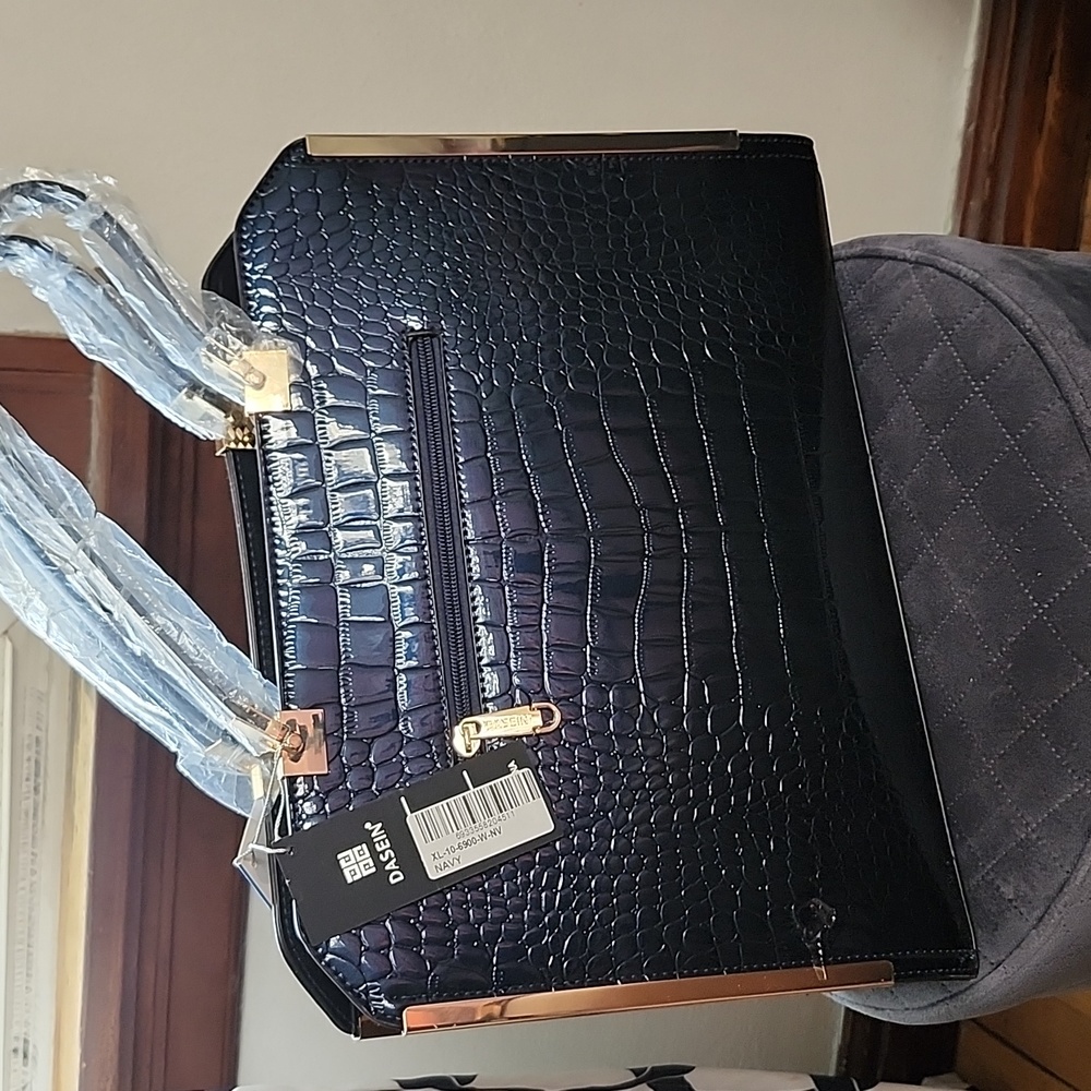 Handbag - Picture 3 of 7